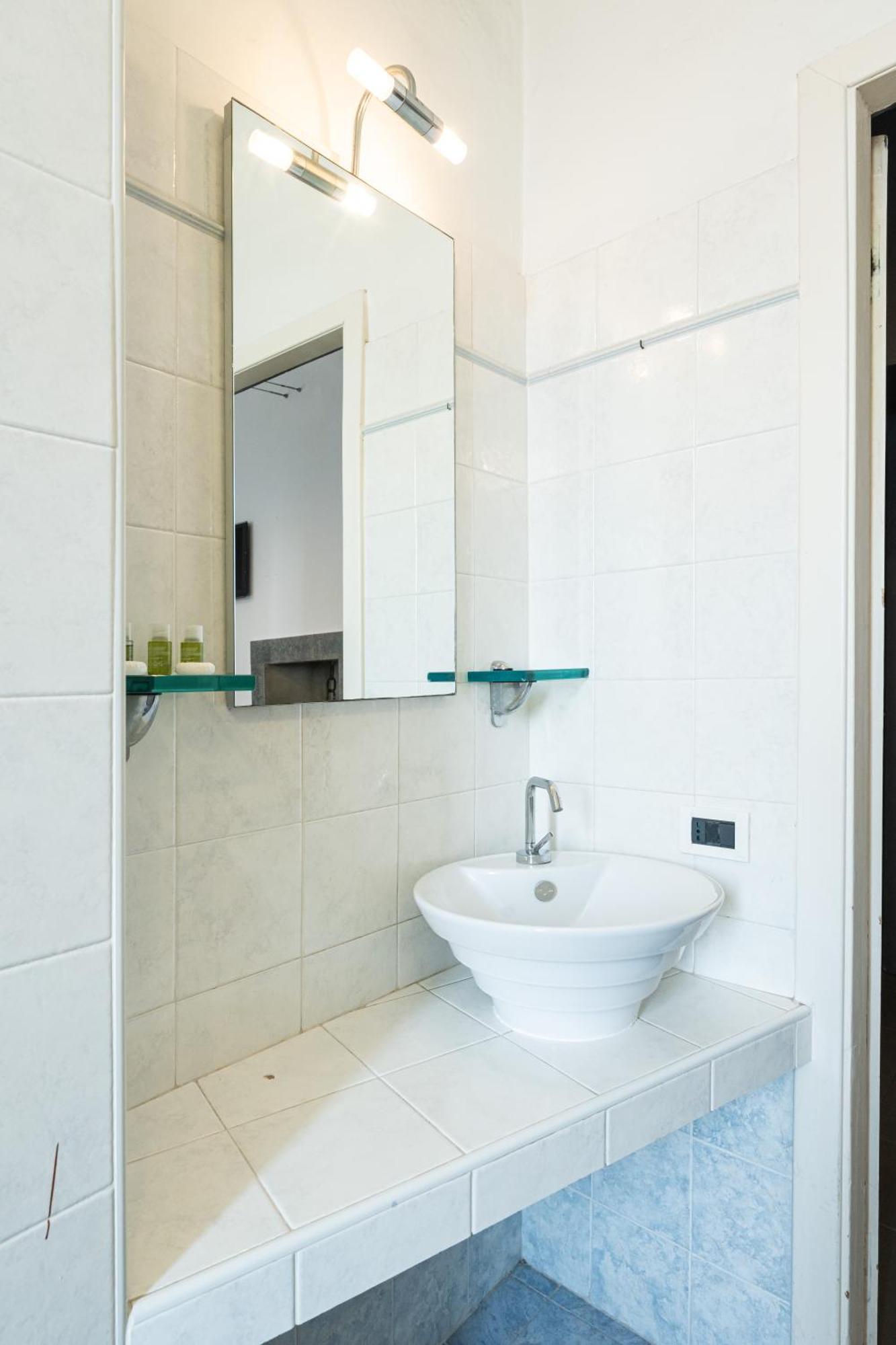Spacious Onebedroom Navigli - Mirable Pm Milan Exterior photo
